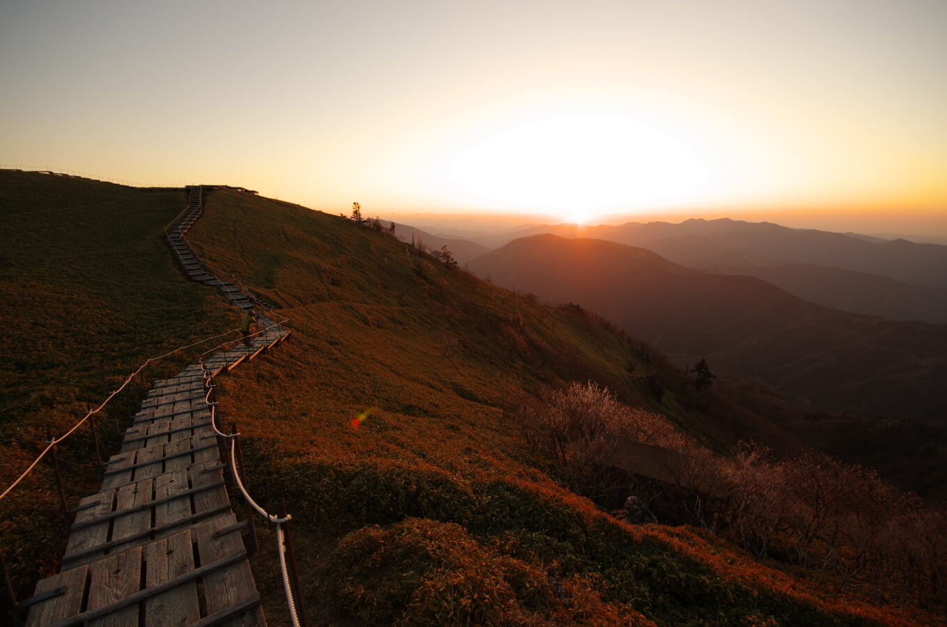 剣山山頂での夕陽